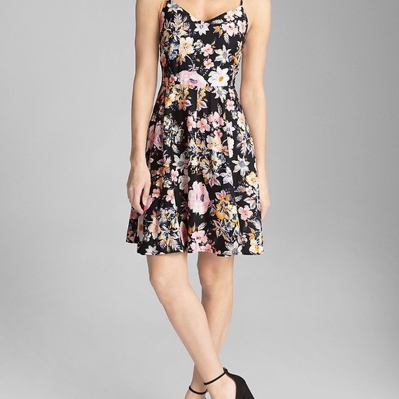 GAP Cami Fit and Flare Mini Black Floral Dress Sz. Small - Picture 6 of 10